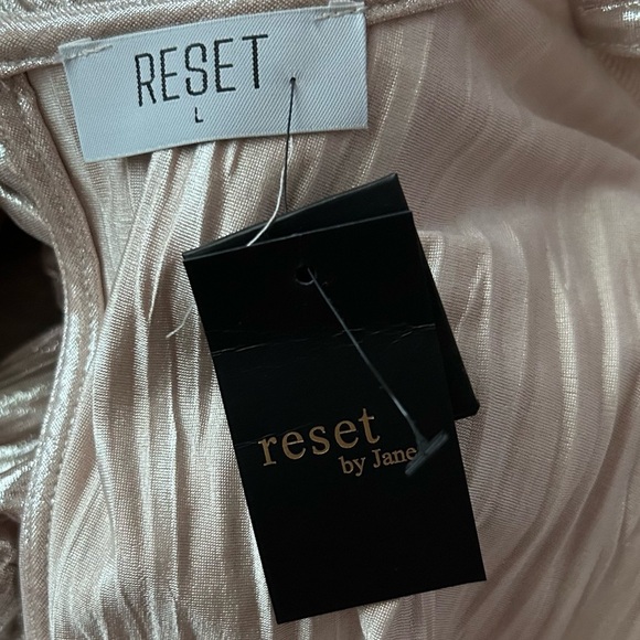 NWT Reset by Jane Debbie Faux Wrap Mini Dress in Grey/Silver Sz L - Picture 9 of 9